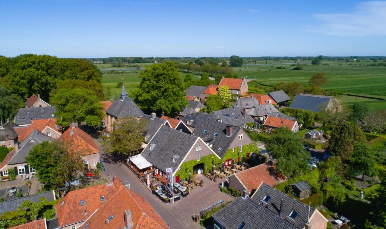 Herberg De Gouden Leeuw Бронкхорст Екстериор снимка